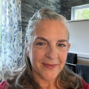 Meet your Posher, Whitney